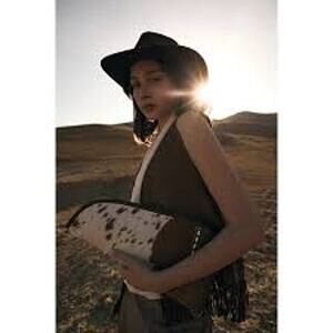 Dusty Trail 11"‎ Gun Carry Case Cowhide New  Cowgirl Myra  Cowboy